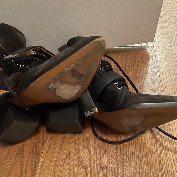 Chloe Rylee Combat boots - Picture 6 of 6